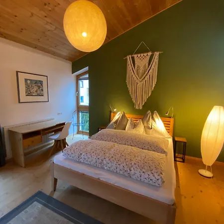 アパート In Mit Sauna